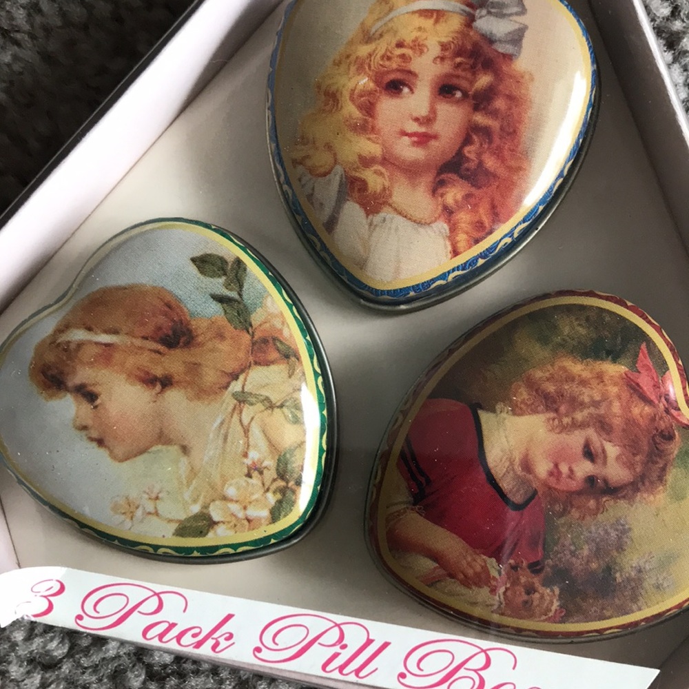 3 Pack Pill Boxes A2 - Picture 3 of 3